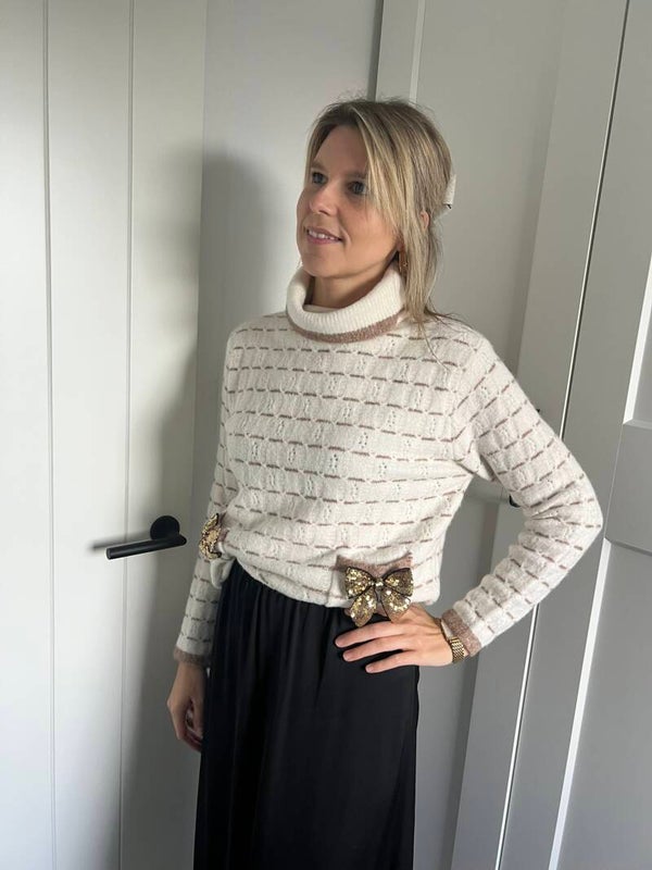 Mayla - Cream Striped Turtleneck