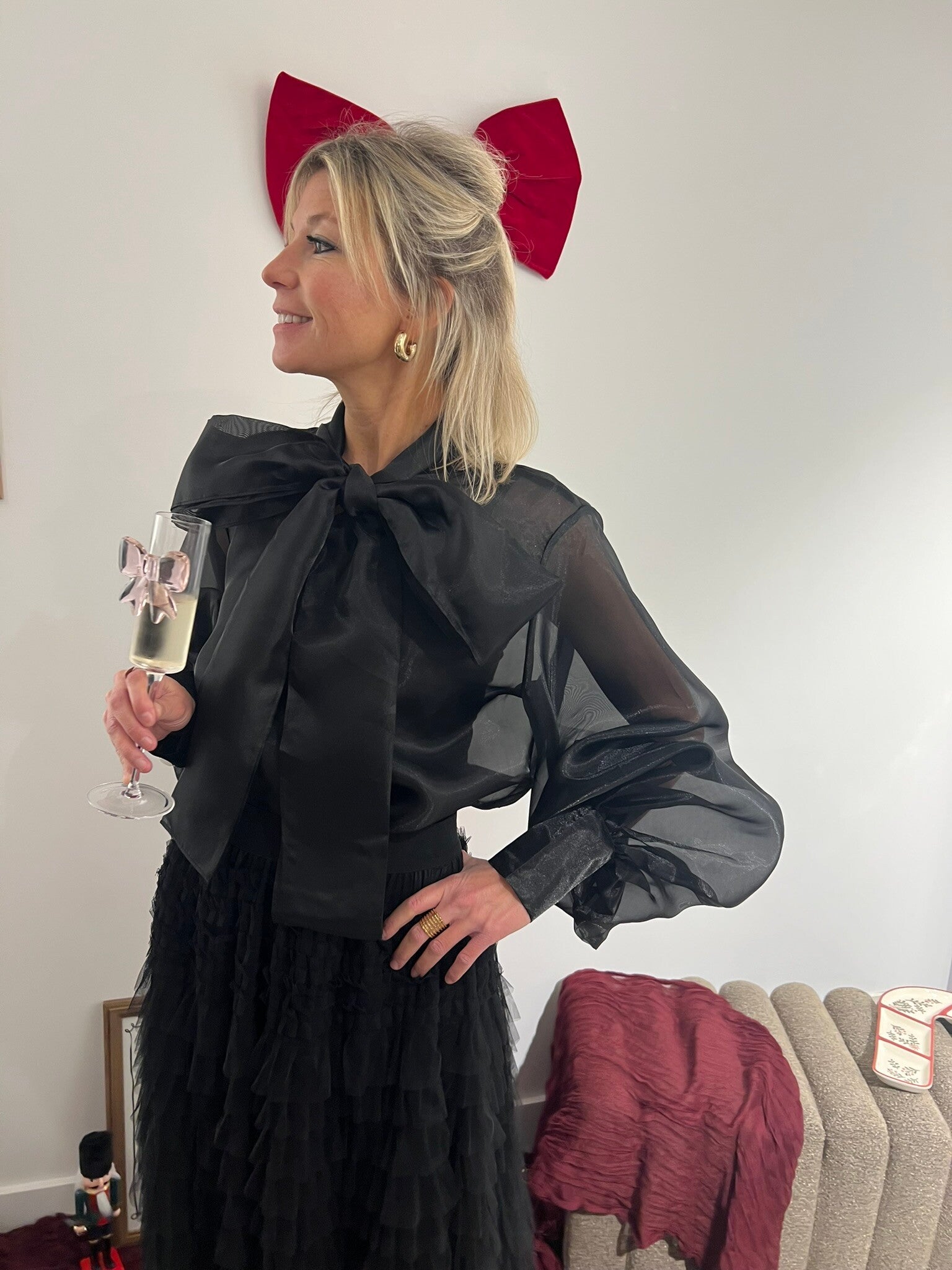 Gaëlle - Black Blouse Bow