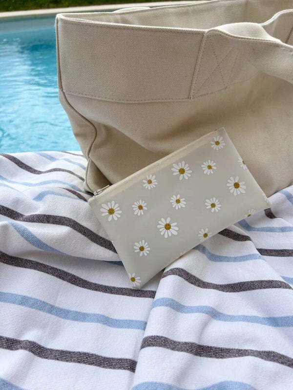 Pochette blanche