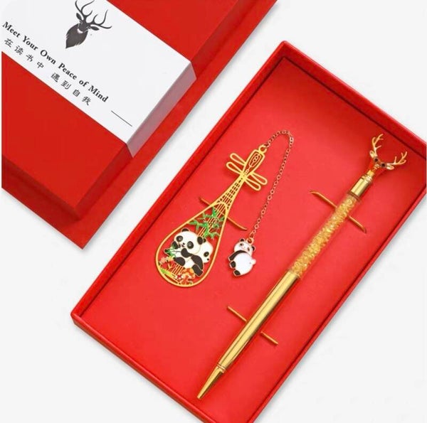 Elegant Chinese-Inspired Gift Set – Panda & Pipa Bookmark with Gold Pen in Red Gift Box
