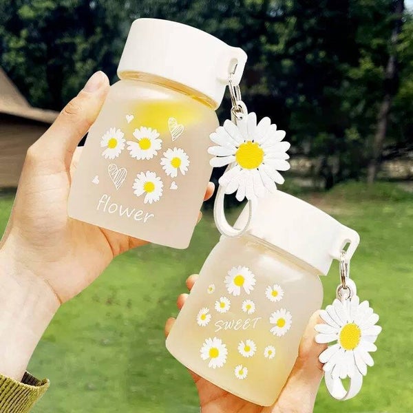 Daisy Glass Cup – Cute Floral Tumbler | Aesthetic Gift Cup, Viral Mini Glass Mug