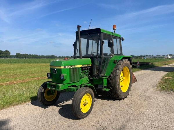 John Deere 1640 , 1983 , 5687H