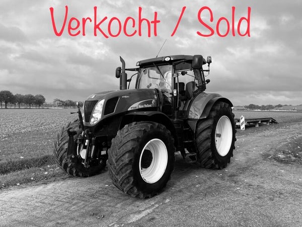 New Holland T7040