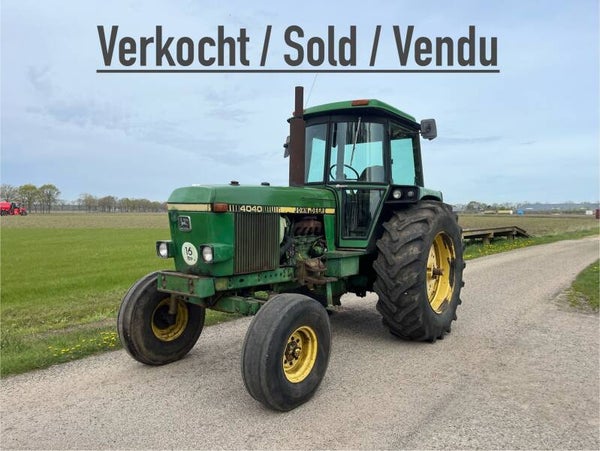 John Deere 4040