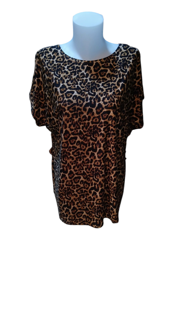 Blouse imprimée léopard avec passant pour ceinture - manches courtes - Mode intemporelle