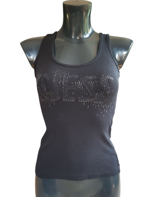 Top noir écriture Guess  et strass – GUESS
