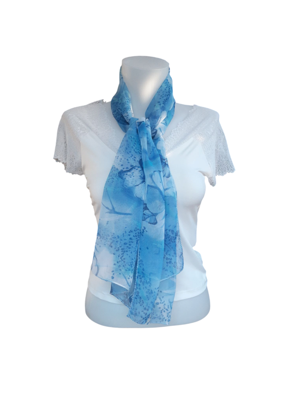 Foulard Bleu – L'Accessoire Chic et Polyvalent