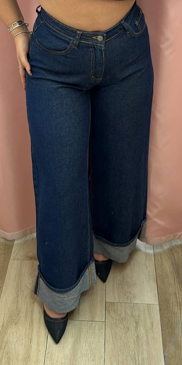 Jeans cuffed