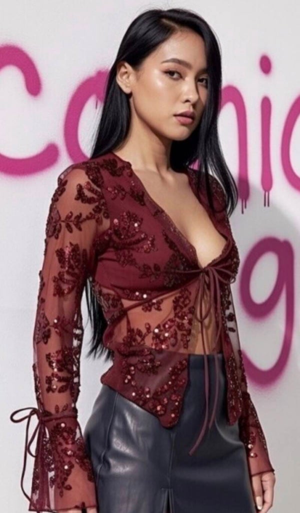 Blusa Esmeralda in mesh ricamato