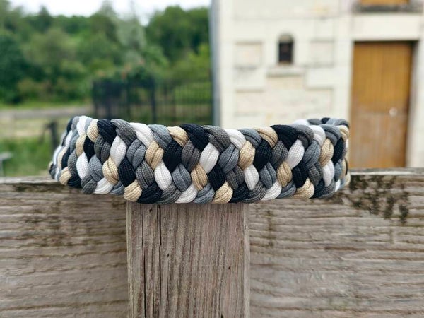 Collier modèle ulko taille L/XL