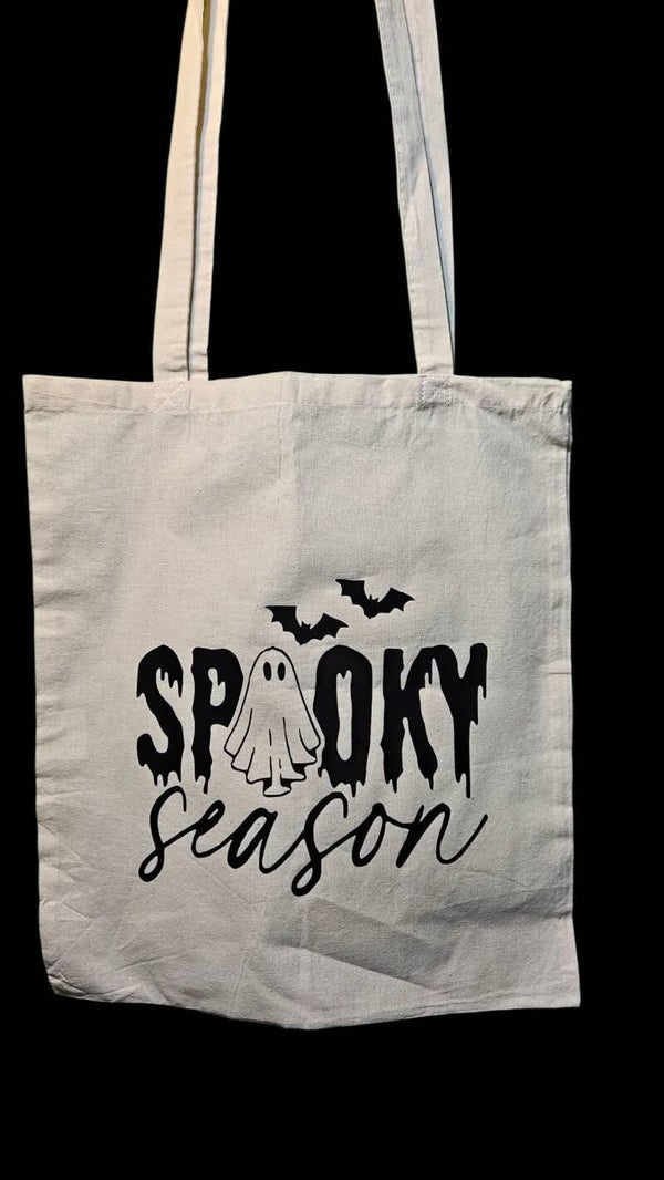Maak je Spooky Look compleet met onze Halloween Tote Bags!