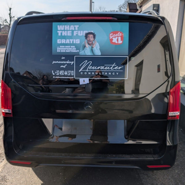 deze realisatie toont ons MAATWERK in voertuigbelettering