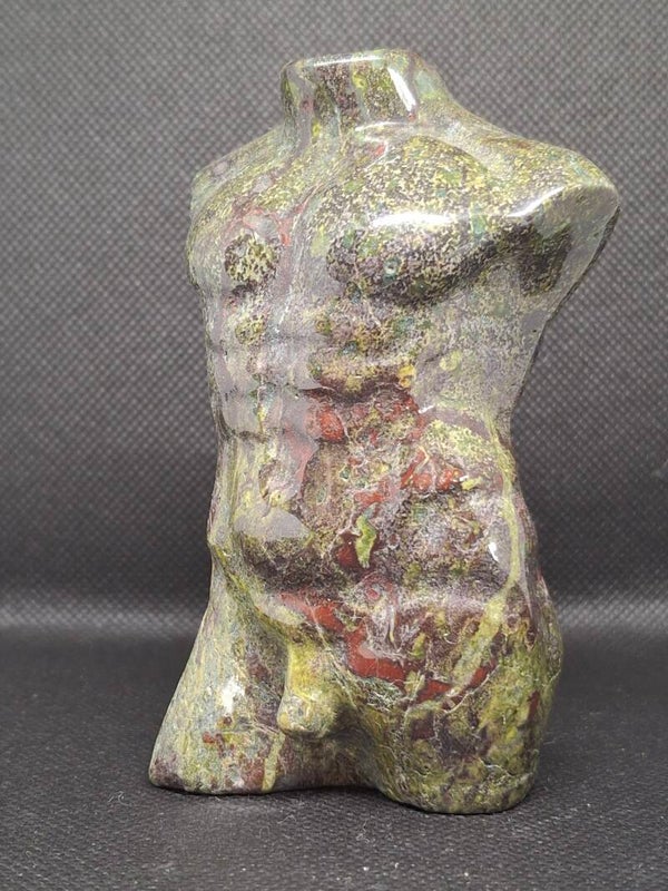 Body bloedsteen man