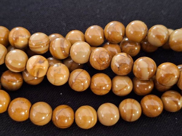 Versteend hout