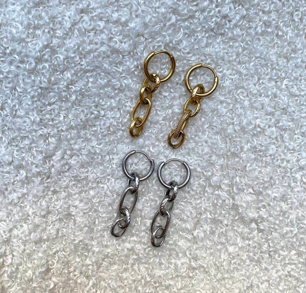 Chain me up earrings