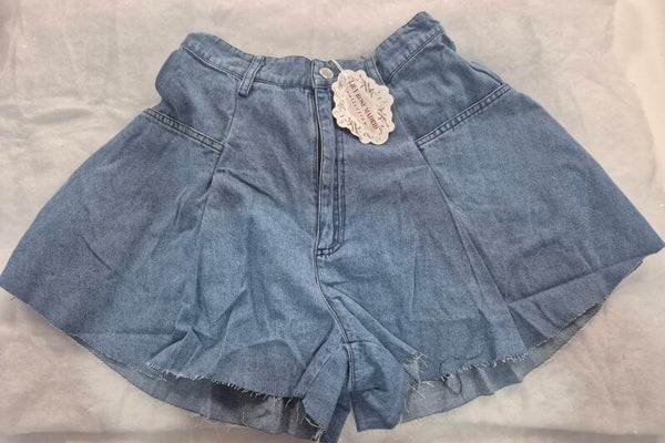 pantalon corto efecto falda