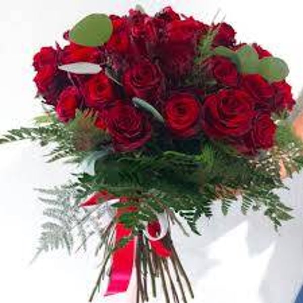 Bouquet di 24 rose rosse