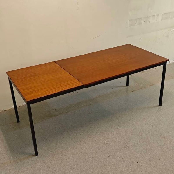 Gispen 3707 'Telescope' eettafel