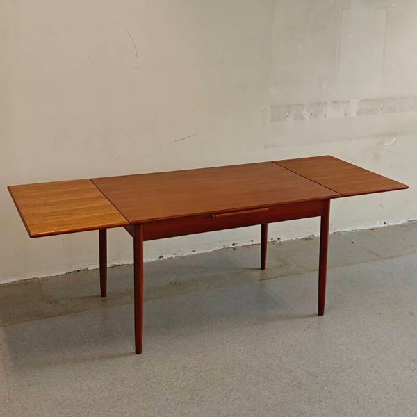Vintage Deense uitschuifbare eettafel