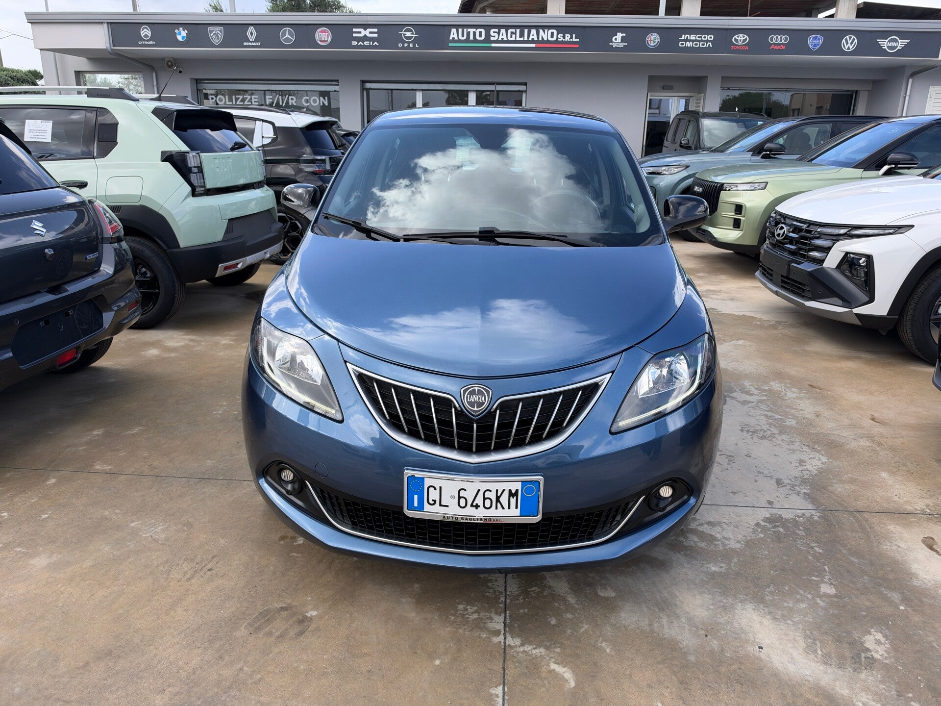 Lancia Ypsilon 1.0 Hybrid Gold KM 91700 anno 09/2022