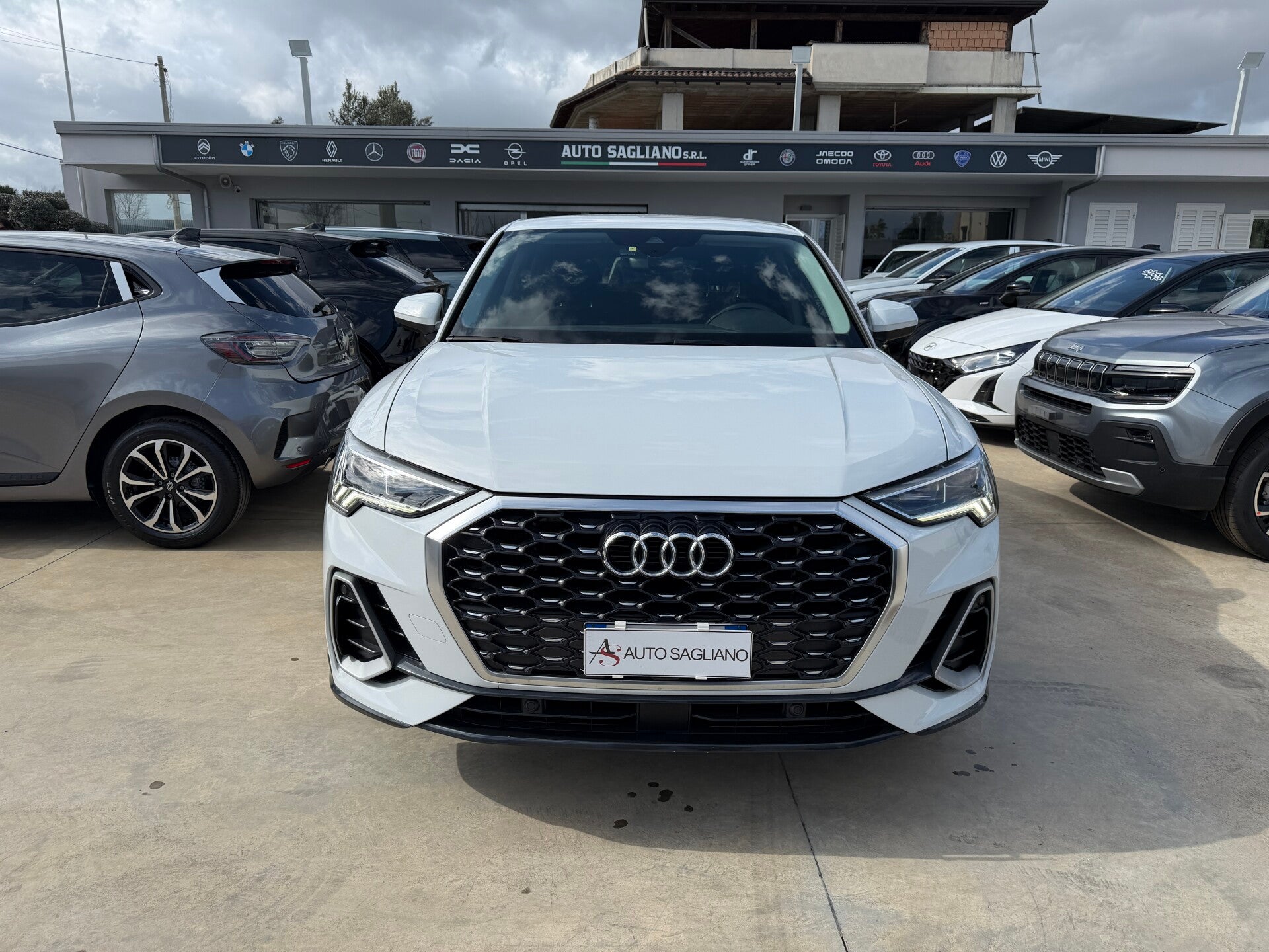 Audi Q3 SPB 35