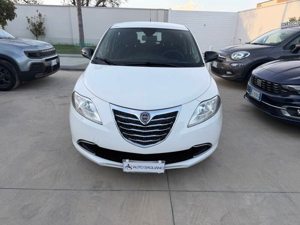 Lancia Ypsilon 1.2 69 CV 5 porte S&S Gold Gpl