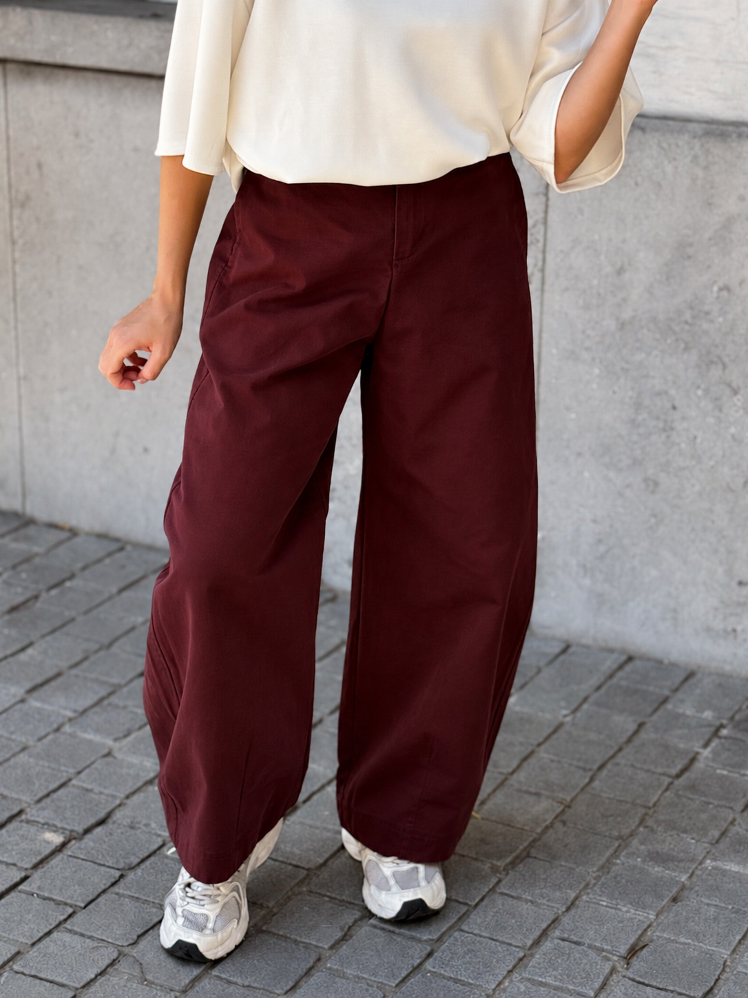 Lieze pants bordeaux red
