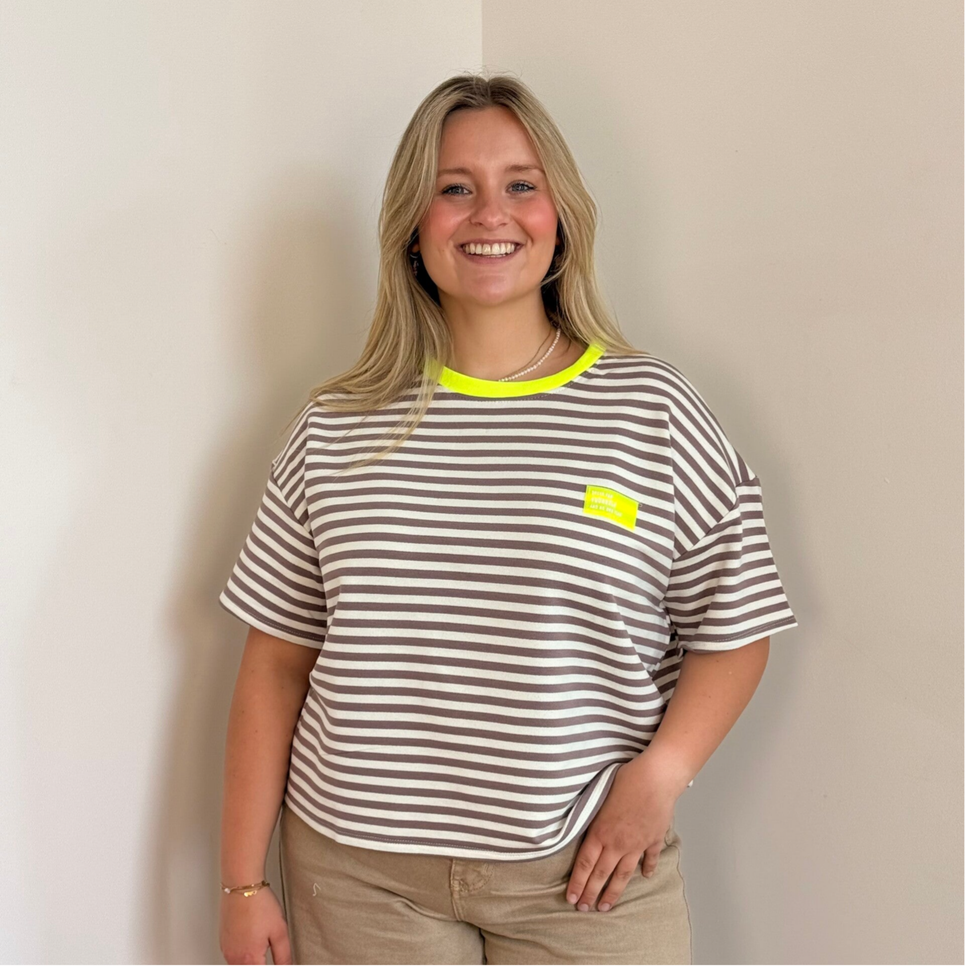 Fiona striped t-shirt brown-beige lemon patch