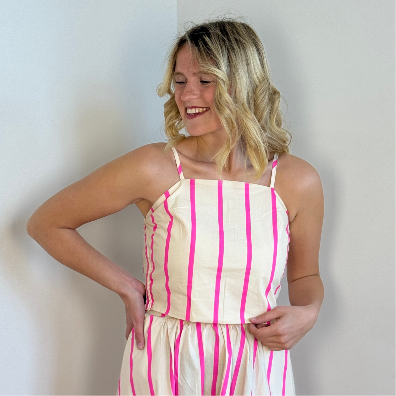 Martha striped top ecru-fuchsia