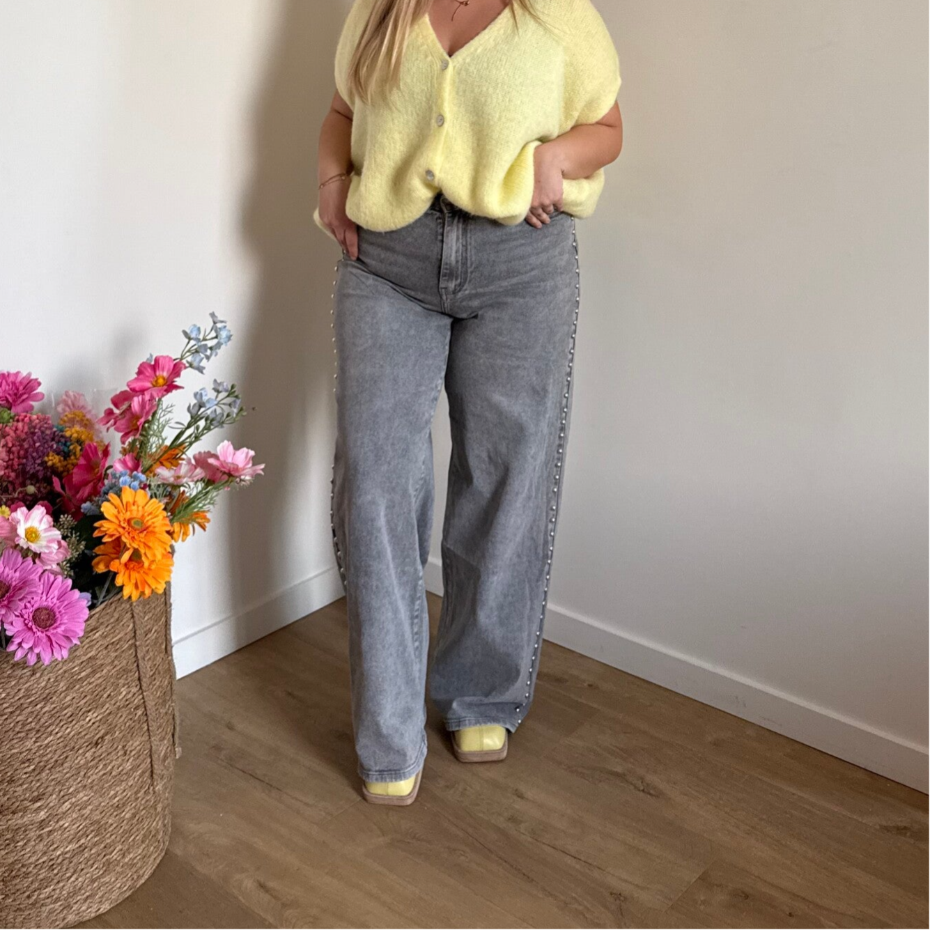 Anna jeans grey studs