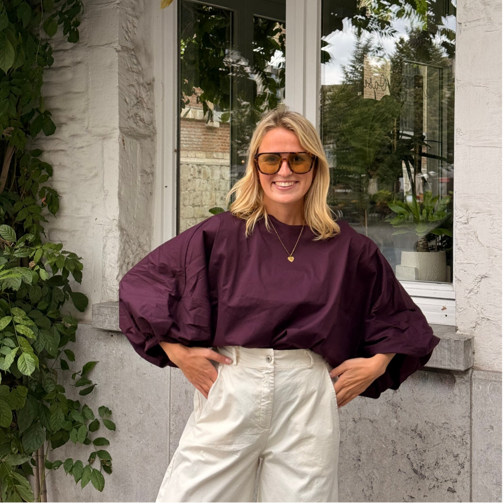 Aagje blouse prune puff sleeves