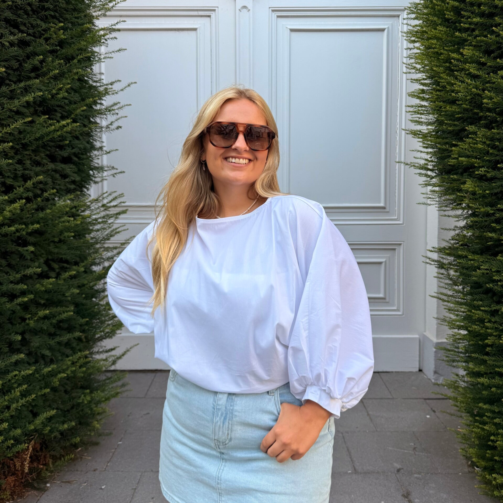 Aagje blouse white puff sleeves