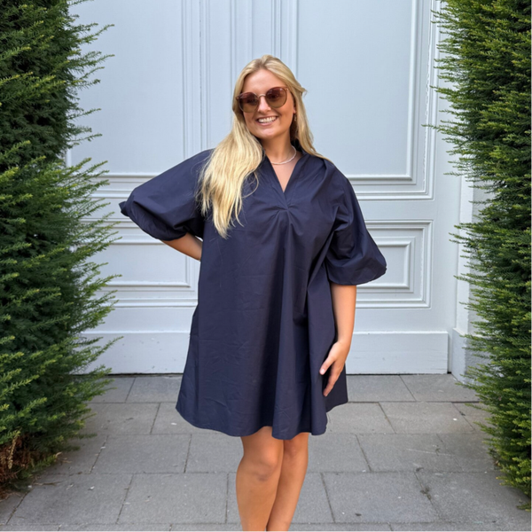 Britt dress navy