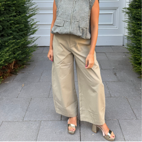 Adeline chino pants beige