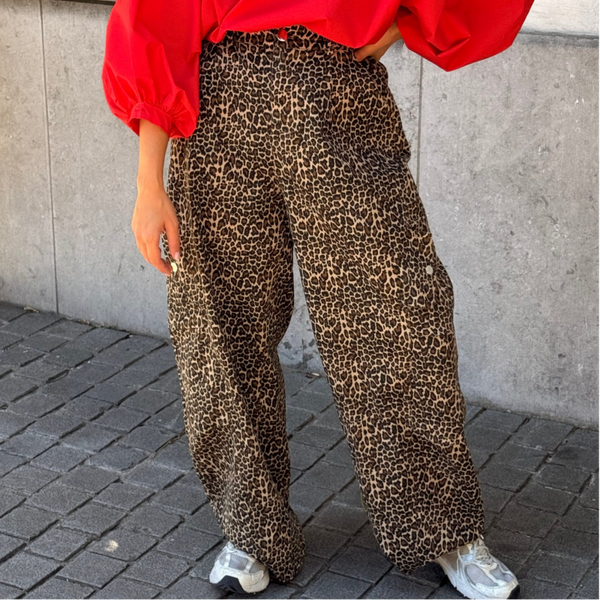Karin leopard jeans