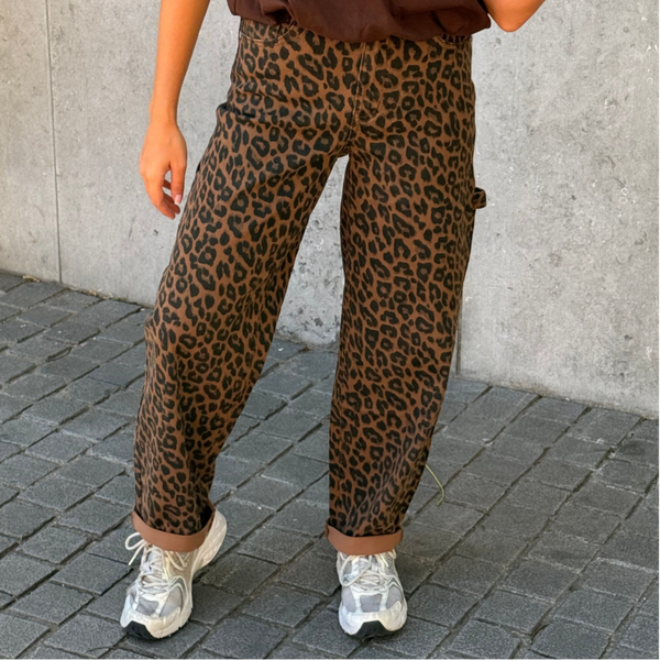 Masha barrel leopard jeans