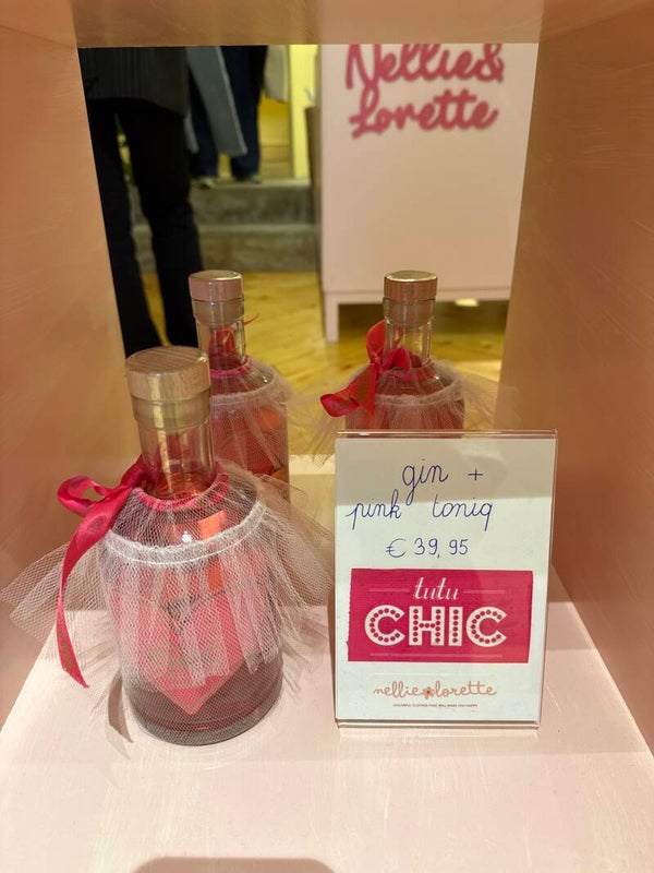 Tutu chic pink gin + toniq
