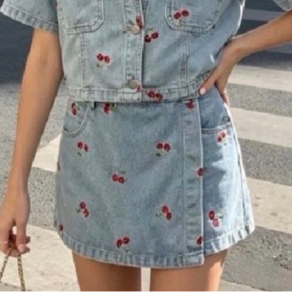 Cherine jeans skirt cherry