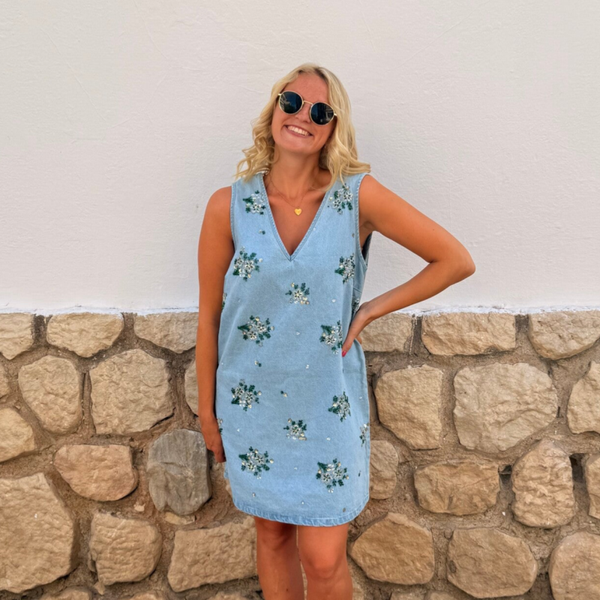 Elle jeans dress green details