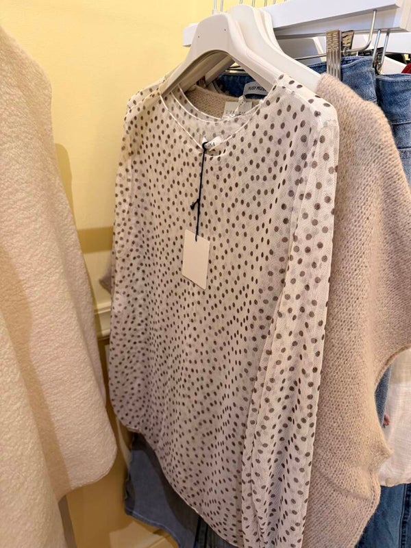 Roxanne longsleeve white  - black dots