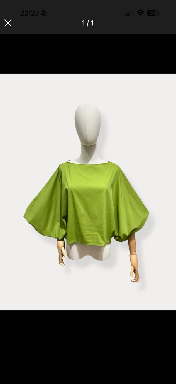 Aagje blouse green puff sleeves
