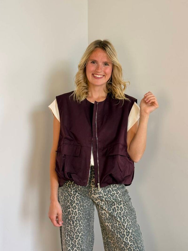 Mia summer vest bordeaux