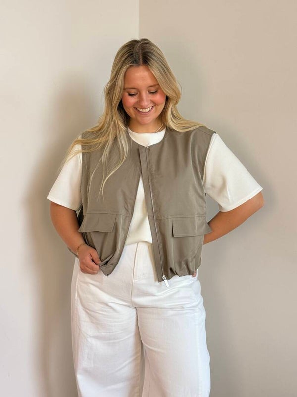 Mia summer vest taupe
