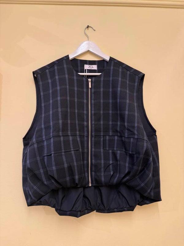Nena checkerd blue vest