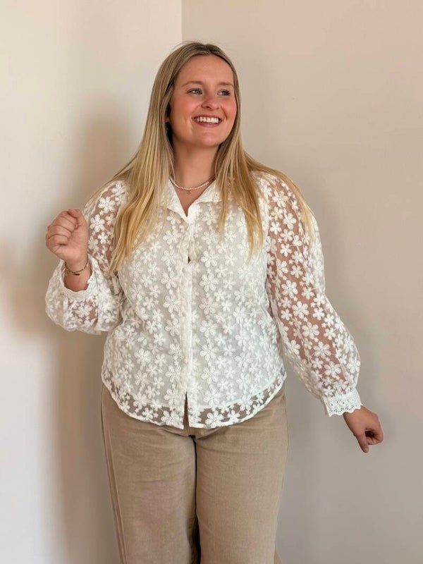 Victoria blouse white lace