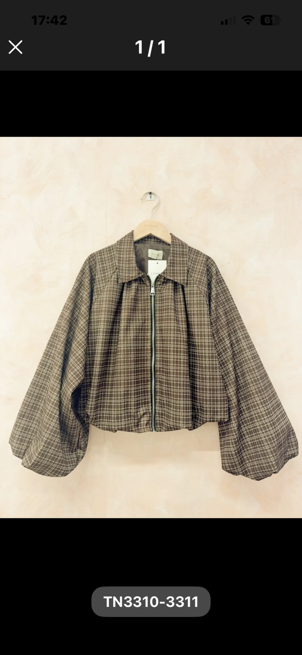 Stephanie checked jacket brown