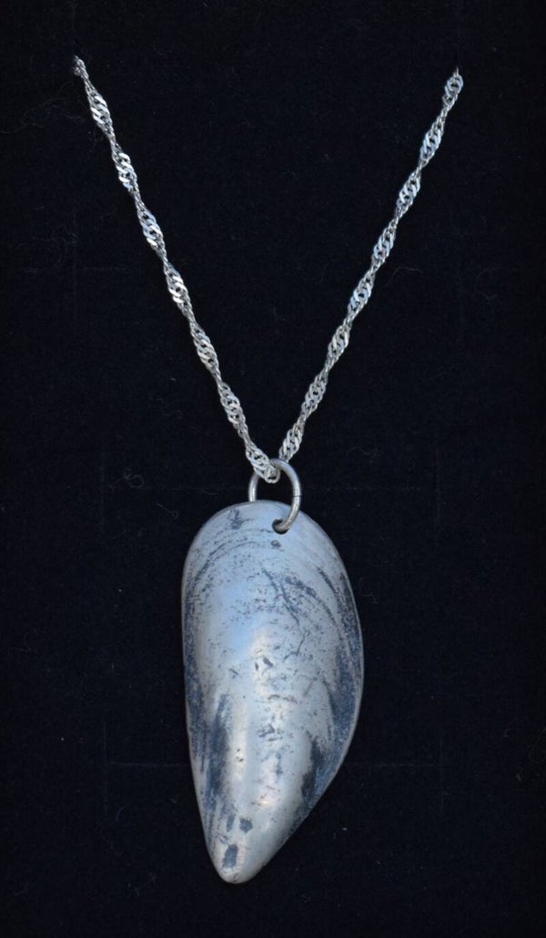Pure Silver Muscle Shell Pendant