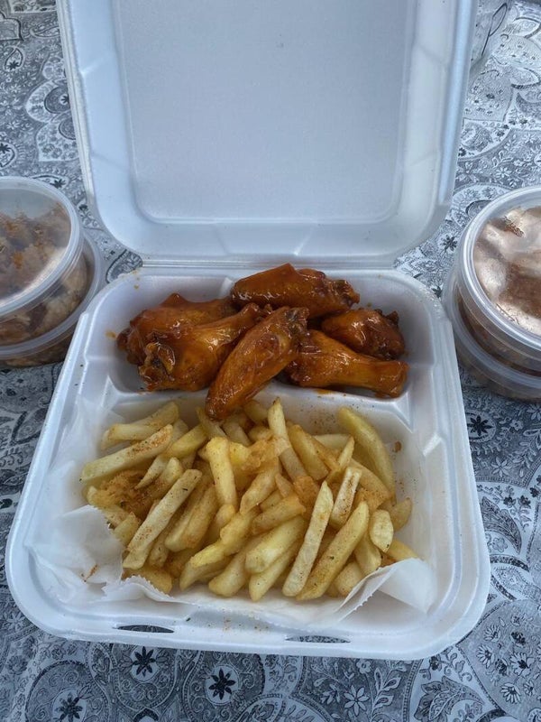 5 WINGZ / 2 SIDES