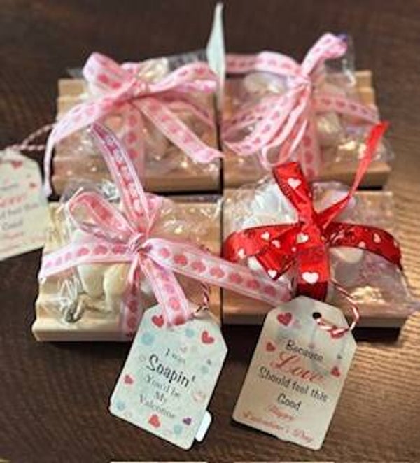 Valentines Loofah Goats Milk Soap with Soap Saver Dish