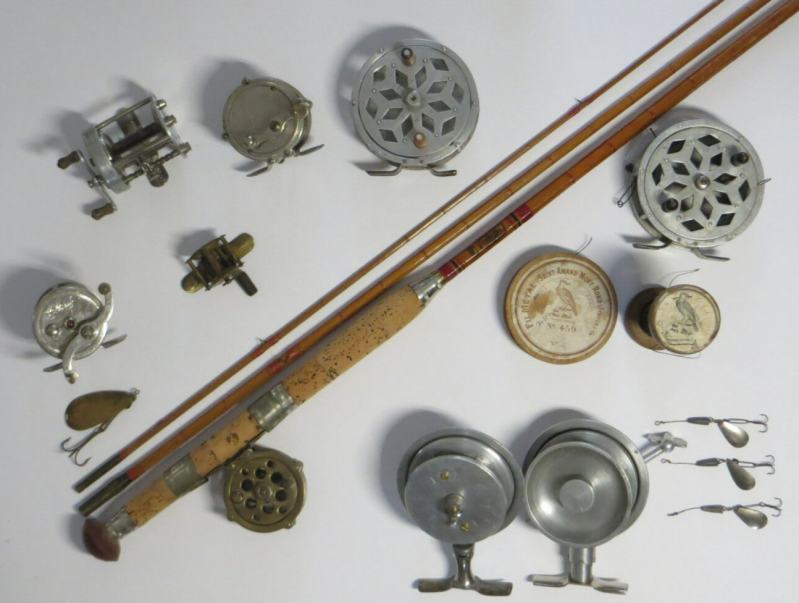 Pêche Ancien - Divers objets Bouriant Berry de collection - Moulinets canne leurres